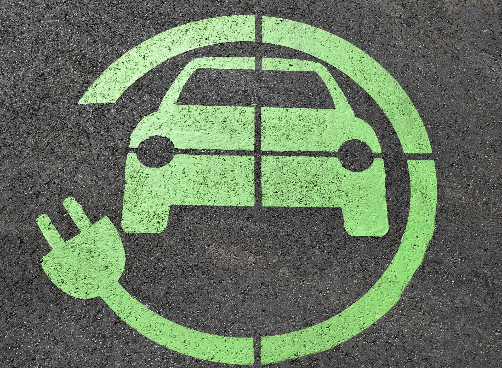 VIDEOSUR - electric-charge-2301604-1920.jpg