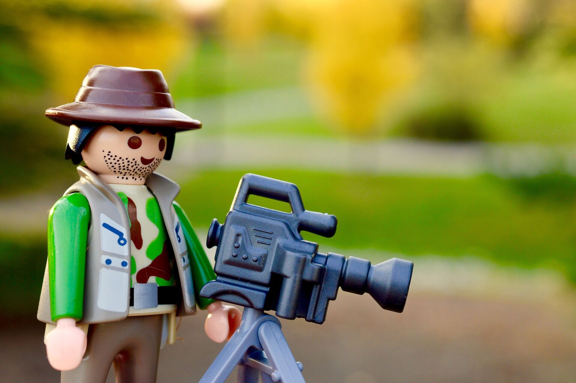 VIDEOSUR - photographer-1702074-1920.jpg